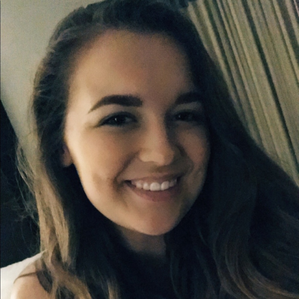 Meet your Posher, Makaila